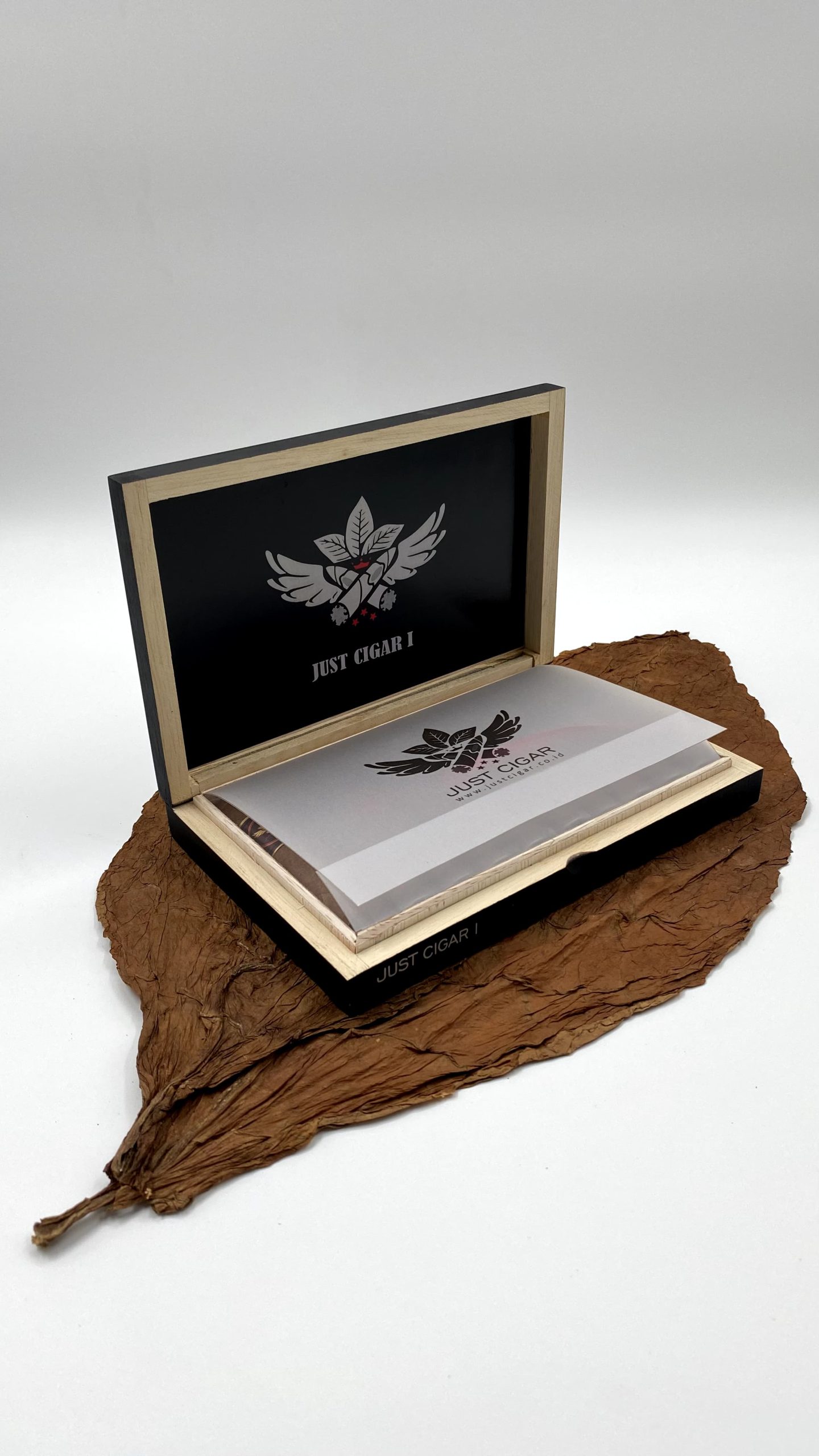 Just Cigar 1 Wooden Box - Isi (5Batang) - Image 13